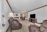 742 Eagle Parkway - Photo 4