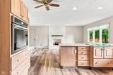 2365 Glenview Drive - Photo 19