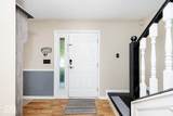 111 Oakview Drive - Photo 3