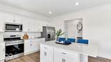 1093 Blackstone Avenue - Photo 13