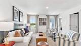 1093 Blackstone Avenue - Photo 24
