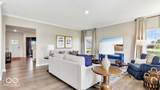 1093 Blackstone Avenue - Photo 4