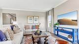 1093 Blackstone Avenue - Photo 6