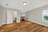 914 Peacehaven Place - Photo 18