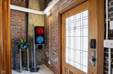 735 Lexington Avenue - Photo 4