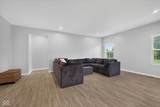 2718 Chalbury Drive - Photo 8