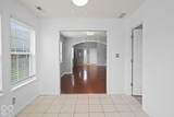 907 Amesbury Court - Photo 11