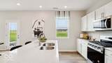 1608 Buttons Drive - Photo 18