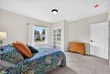 648 Young Street - Photo 14