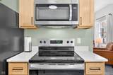 648 Young Street - Photo 21