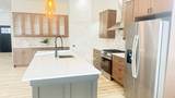 711 Fenton Avenue - Photo 12