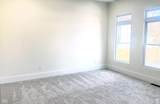 711 Fenton Avenue - Photo 33