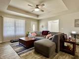 1716 Old Orchard - Photo 7