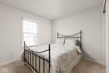 2045 Broughton Street - Photo 14
