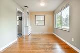 1023 Graham Avenue - Photo 8