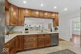 7856 Creekview Circle - Photo 15