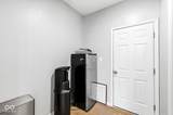 525 Amersham Court - Photo 36