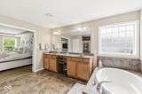 525 Amersham Court - Photo 52