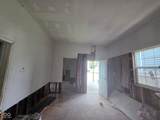 1724 Hoyt Avenue - Photo 5
