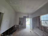 1724 Hoyt Avenue - Photo 6