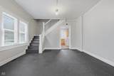 28 Lasalle Street - Photo 3