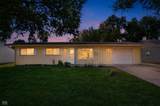 970 Hunter Drive - Photo 2