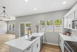 404 Leavitt Street - Photo 11