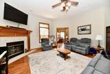 355 Connecticut Circle - Photo 18