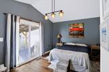 827 Mills Avenue - Photo 35