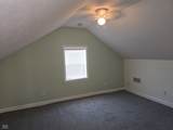 102-104 Walnut Street - Photo 31