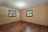 1490 Raymond Road - Photo 7