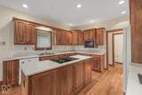 2201 Somerset Drive - Photo 18