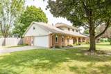 1916 Hillcrest Avenue - Photo 2