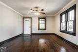 1432 Mills Avenue - Photo 2