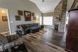 2593 Forest Hills Boulevard - Photo 15