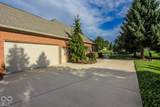 2593 Forest Hills Boulevard - Photo 3
