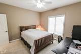 2593 Forest Hills Boulevard - Photo 30