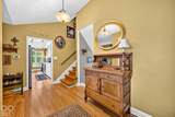 261 Oakwood - Photo 13