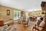 261 Oakwood - Photo 15