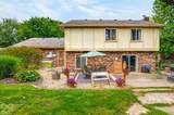 261 Oakwood - Photo 3