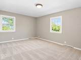 7053 Grosvenor Place - Photo 31
