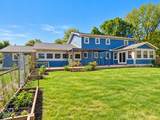 7053 Grosvenor Place - Photo 37