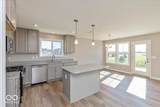 735 Oakleaf Drive - Photo 6