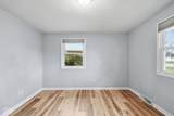 827 Country Lane - Photo 19