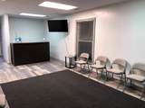 8140 Castleton Road - Photo 22