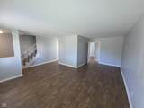 1155 Canterbury Square - Photo 5