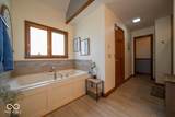 3897 Woodfield Drive - Photo 14