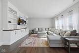 1347 Glen Canyon Drive - Photo 3