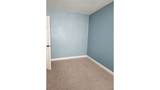 221 Plymouth - Photo 11