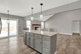 7929 Meadow Bend Circle - Photo 14
